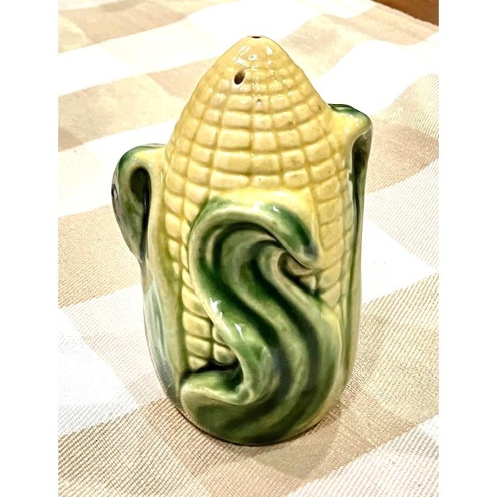 Vintage Stanford  Ware Corn Pottery Salt Shaker Only‎